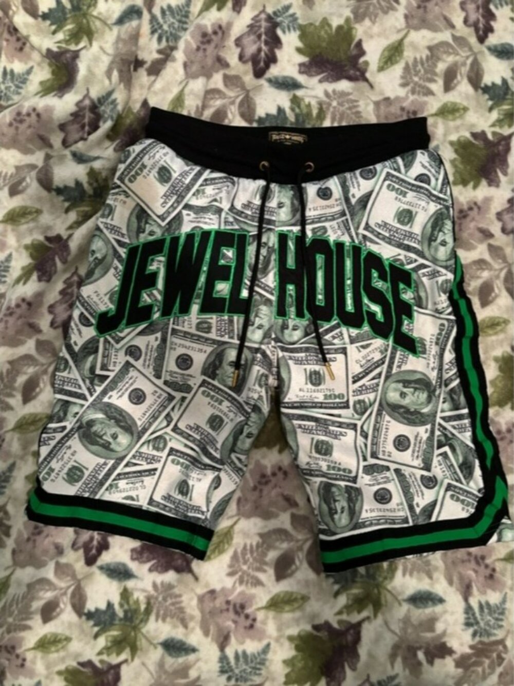 Jewel House Money Print Shorts – 100 Dollar Graphic – Streetwear